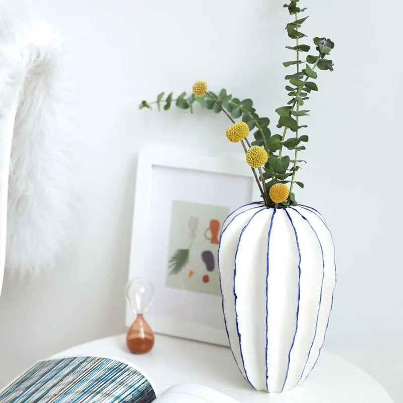 Nordic Ceramic Vase Carambola Simulation Fruit Porcelain Vases Dry Flower Arrangement Office Home Decoration Accessories