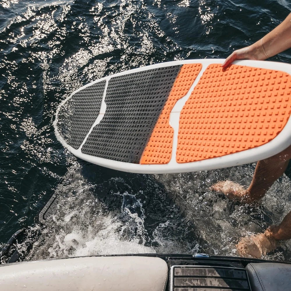 Wakesurf -Superior Longboard Wakesurf Board - Fin included - Surf Style Wakesurfer